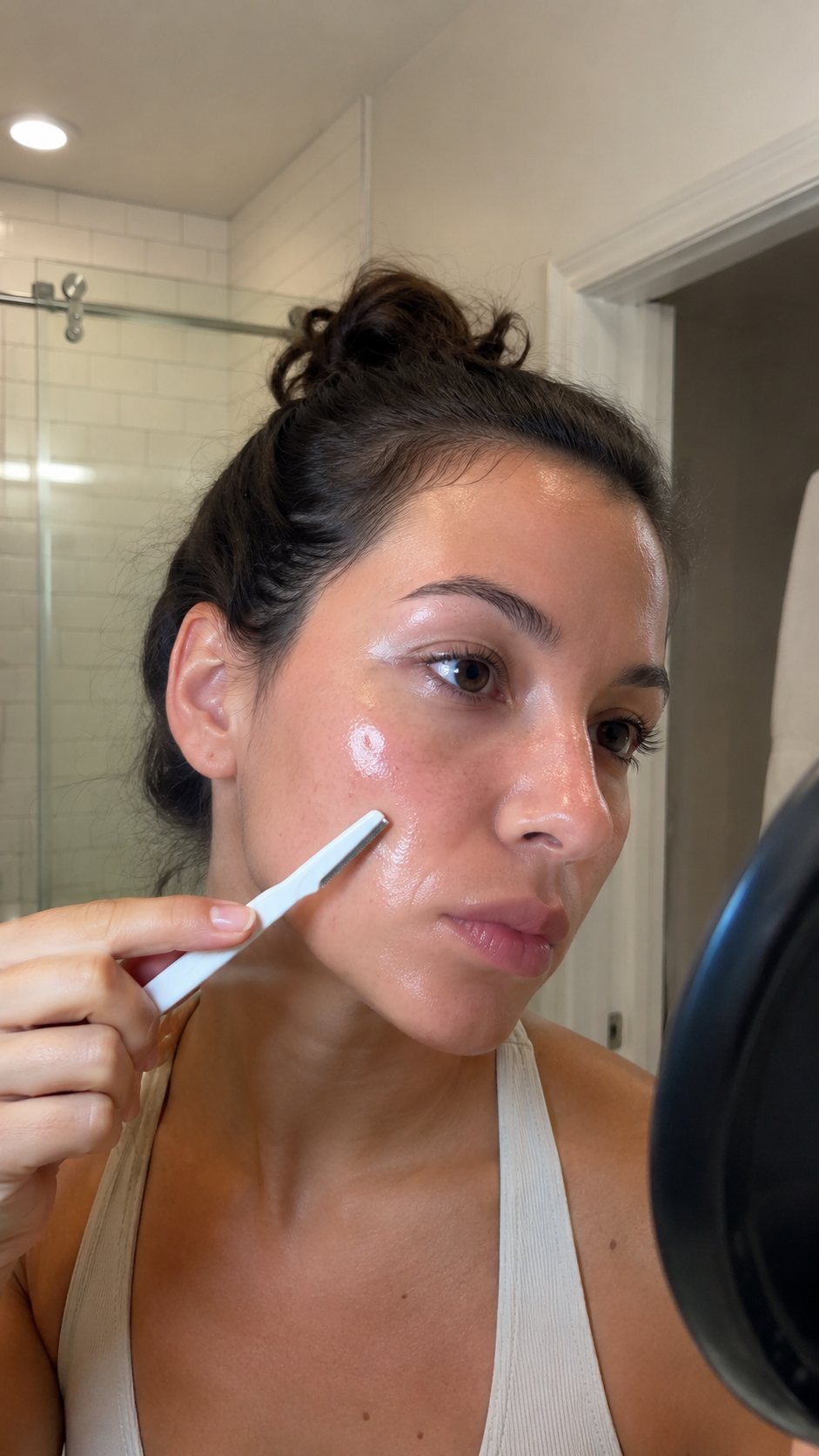 Dermaplaning kesken